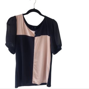 Zero 2 Eight black and tan colorblock blouse. Size XL. Sheer sleeves.